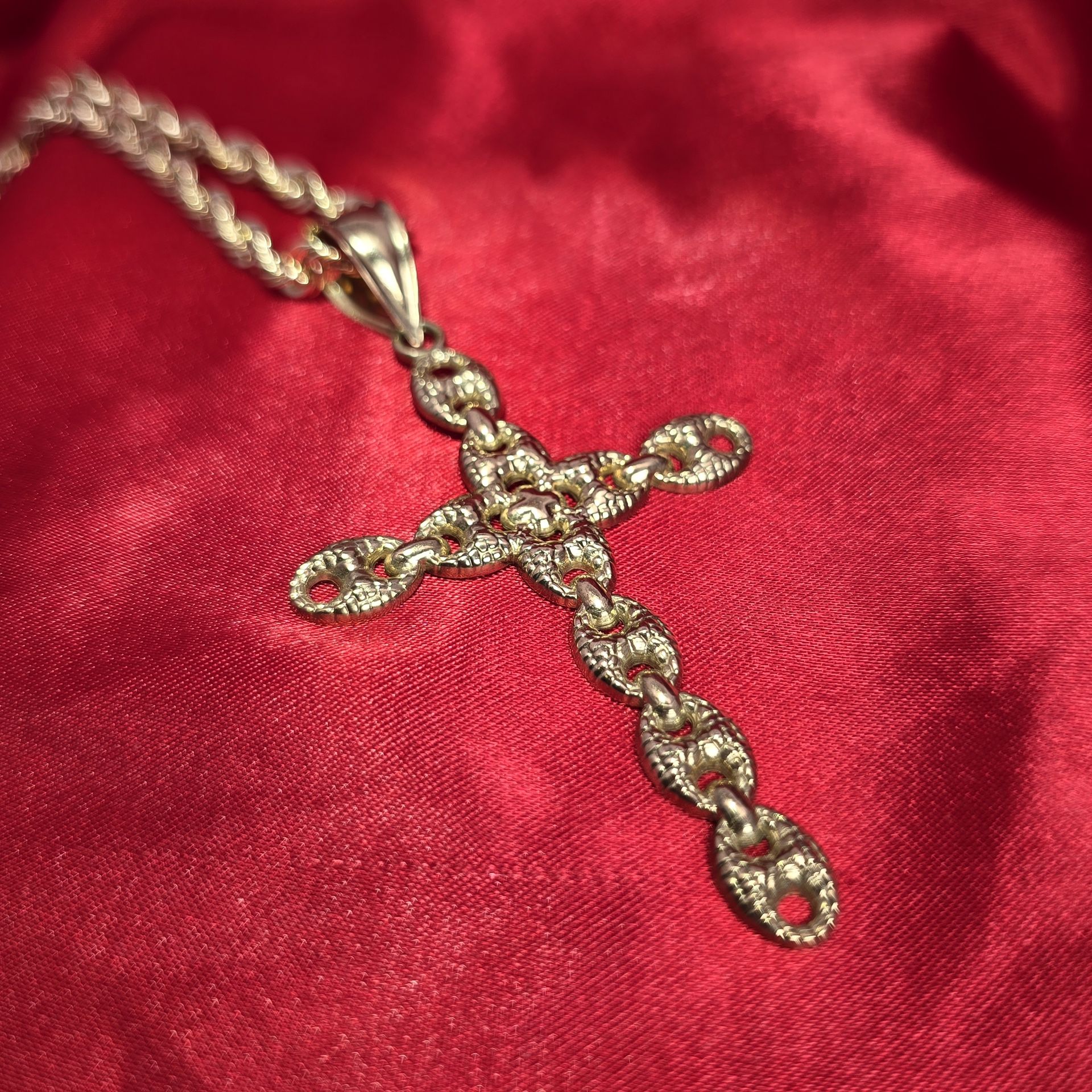 10k Gold Rope Chain & Cross Pendant