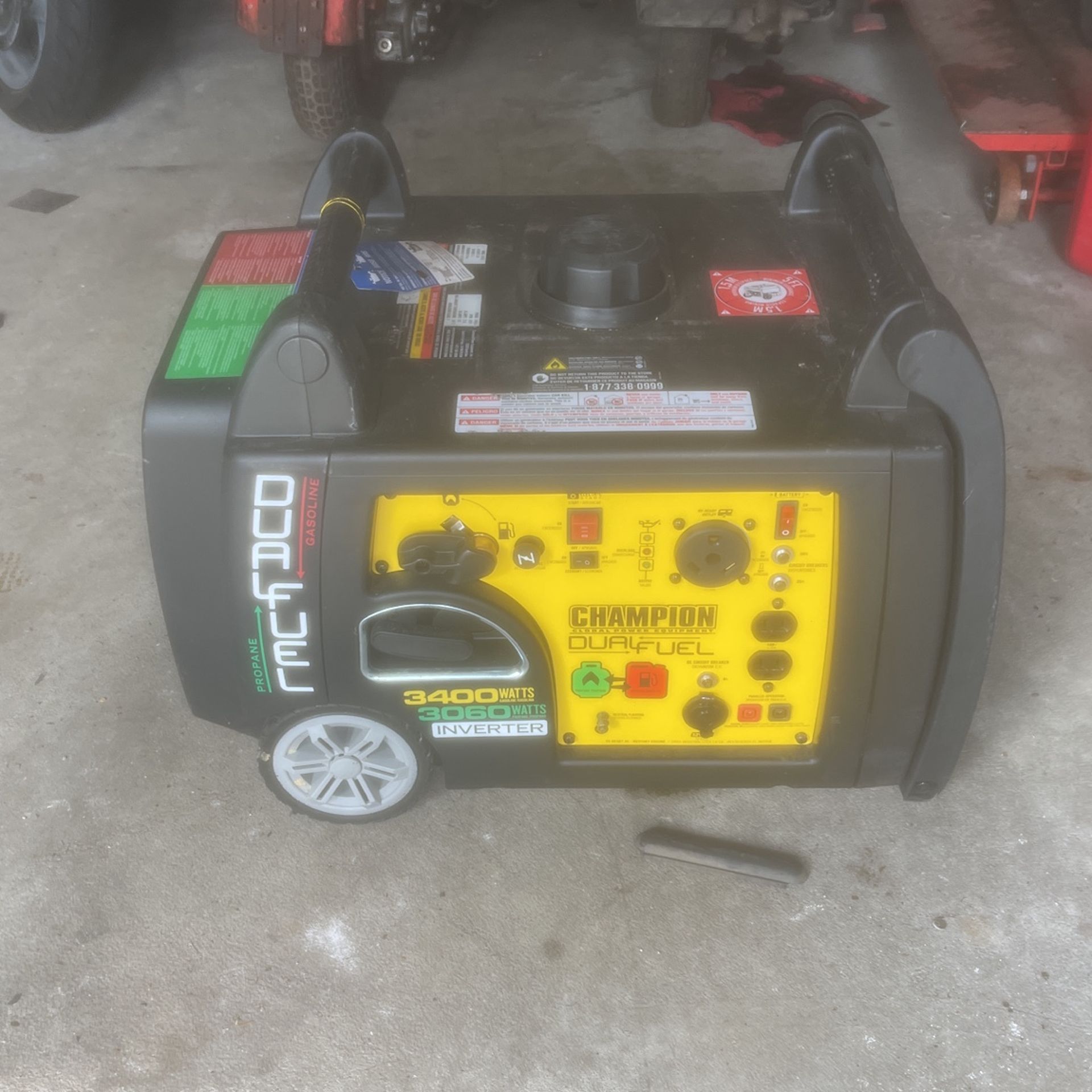 Champion Generator 3400 Watt Duel Fuel Inverter