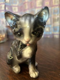Ucagco Japan Pottery Short-Haired Black Cat