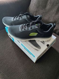 Skechers size 12 Brand New