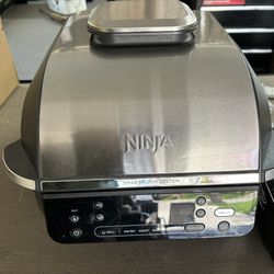 Ninja Foodie Grill/Air Fryer 