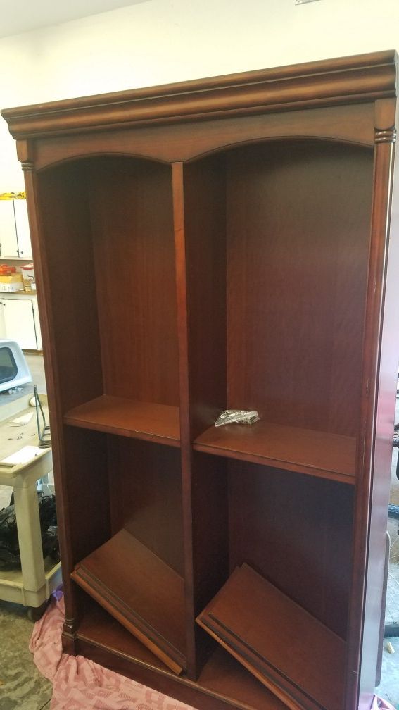 Real Wood Shelf For In Longview Wa Offerup Real Wood Shelf