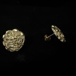 10k 2.7 Gram Nugget Earrings Unisex