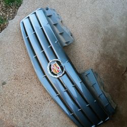 2004 cts cadillac grill