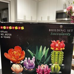 Legos Succulents