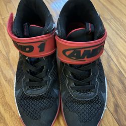 AND1 boys basketball shoes size 6