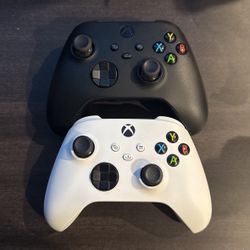 Xbox One Controllers