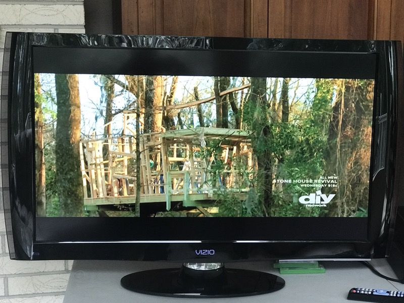 VIZIO M420NV 42inch Class Edge Lit Razor LED LCD HDTV (1080p) for Sale