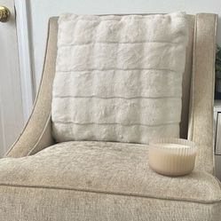 Single Couch 