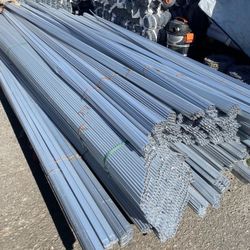 Lock Channel / U-Channel — 8.2 ft / 13 ft