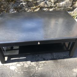 Very Good Condition Coffee Table 