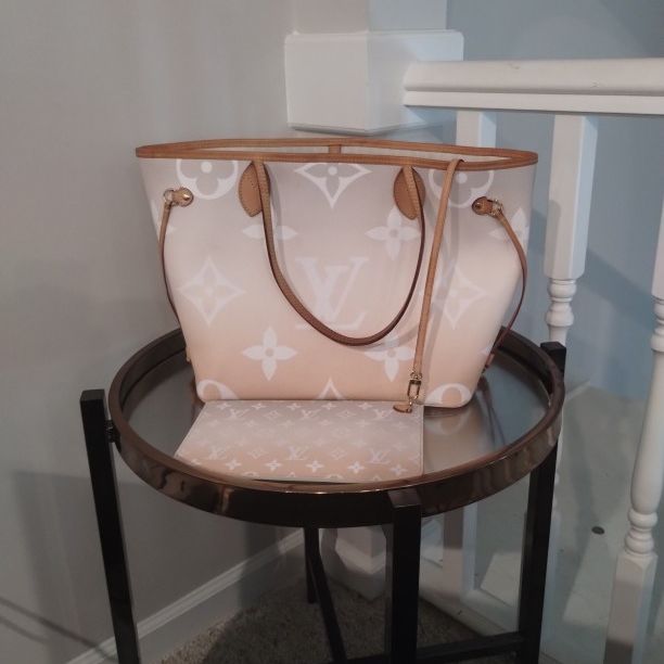 Louis Vuitton Neverfull MM Brume Handbag