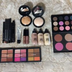 **NEW** ((Professional Mac Makeup Kit!!!))