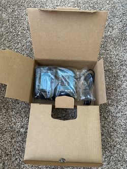 MAKITA BATTERY CHARGER