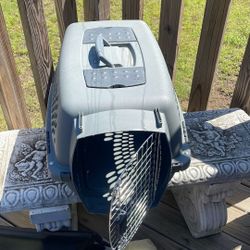 pet carrier
