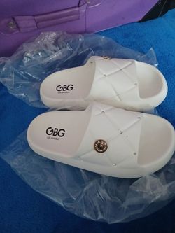 New guess sandalias