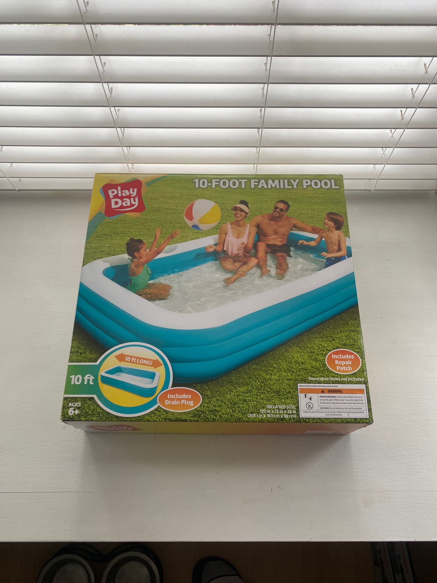 Play Day 10 FT Family Pool. New