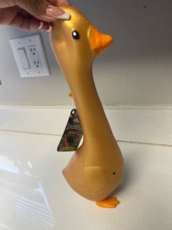 Squishy gold goose