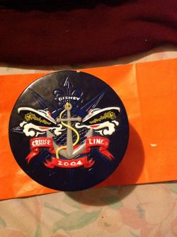 2004 Disney cruise line container