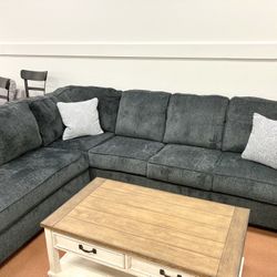 New Ashley Sectional 🔥🔥 IN STOCK 