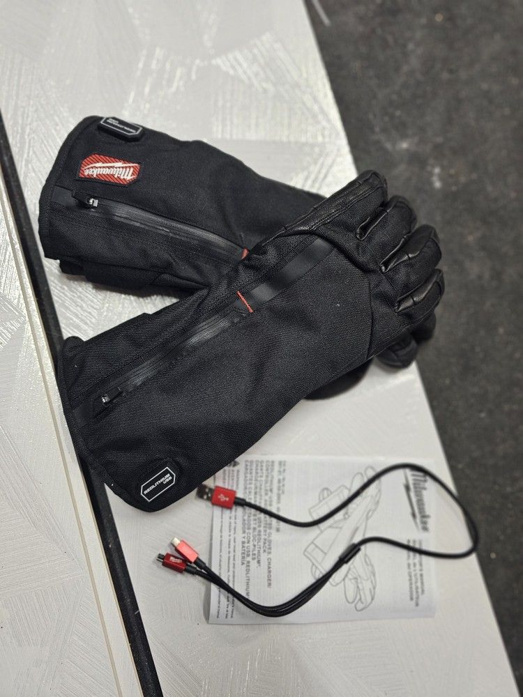 MILWAUKEE HEATED GLOVES XL