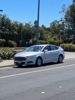 2013 Ford Fusion Hybrid