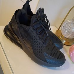Nike Air Max 270