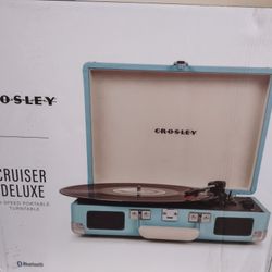 Crosley Portable Turnable With Bluetooth