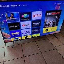 Hisense 75" Class 4K UHD  Roku Smart 