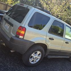 2004 Ford Escape 130k Miles