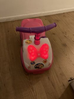 Minnie Mouse car