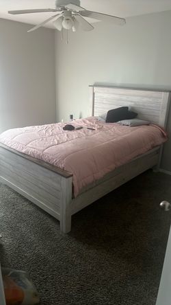 Queen Size bed with dresser and and small dress