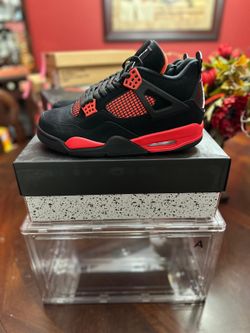 Air Jordan 4 Red Thunder 