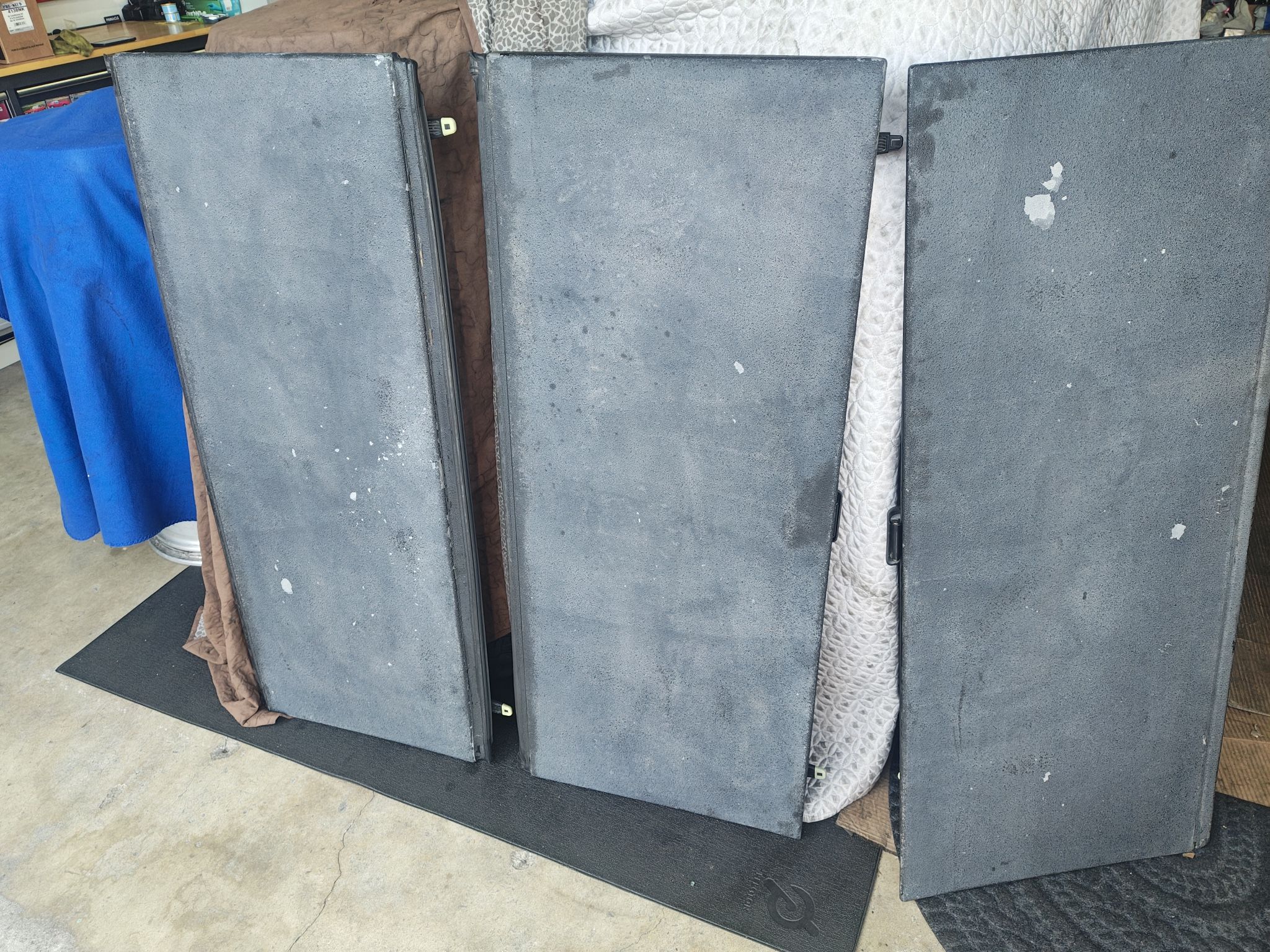 2001 - 2013 Avalanche / Ext Covers Ok Condition