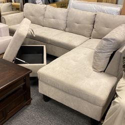 Grey Sectional New Sealed. With Free Ottoman. Was $899 @wayfair Now $399 Locals Special 
