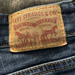 Levi’s 721 High Rise Skinny Size 33