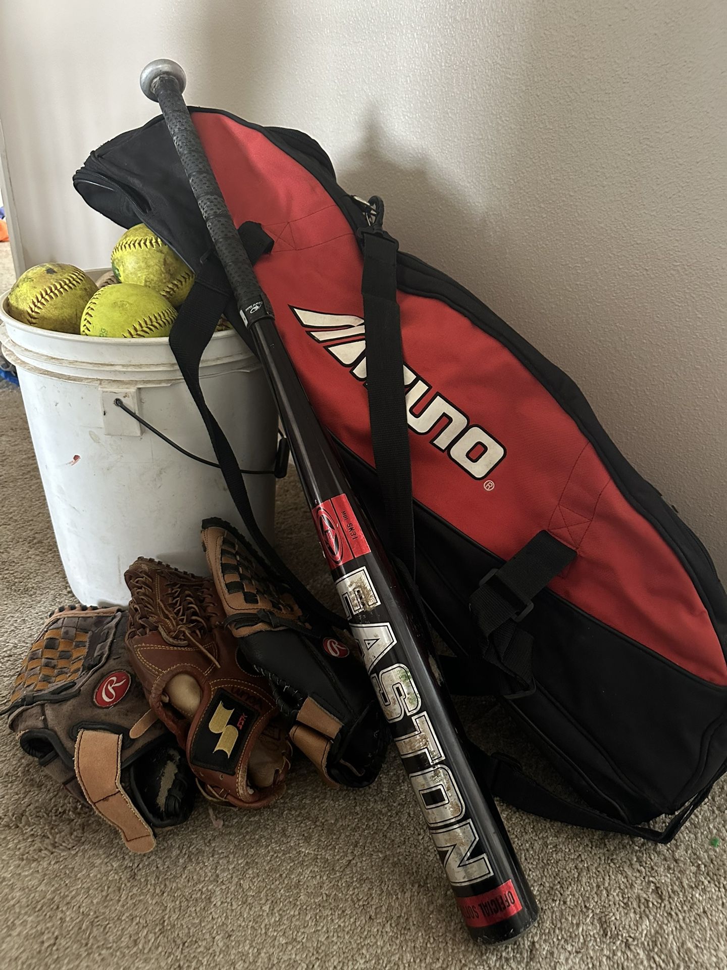 Softball Gear - Balls Bats Gloves