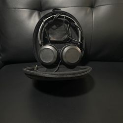 Bose Case With Headphones