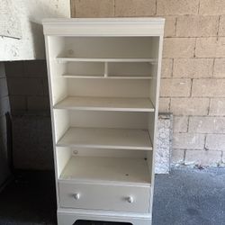 2 Wood Bookshelves 