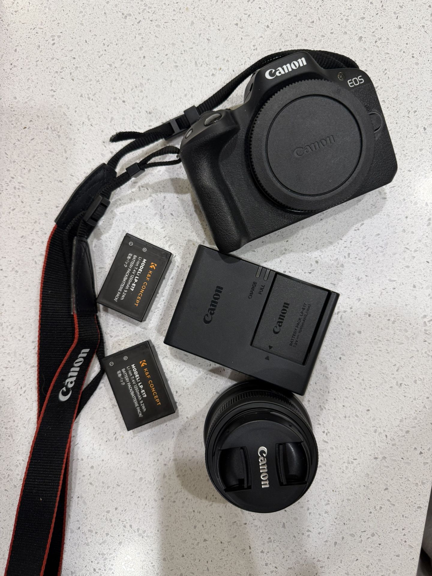 Canon EOS R50