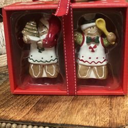 BLUE SKY GINGERBREAD SALT SHAKERS