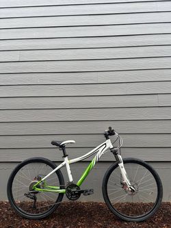 Specialized Myka Sport Women’s Trail Bike – Small 15”