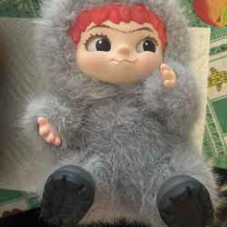 Letsvan WAKUKU Fuzzy Trendy Fun Party Series collectible plush figure. 