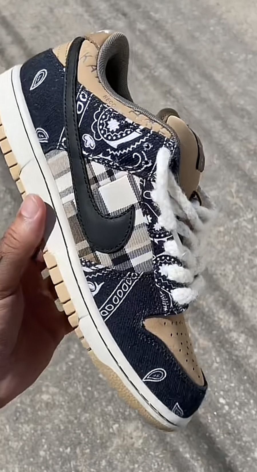 Nike Travis Scott SB Dunk size 9.5