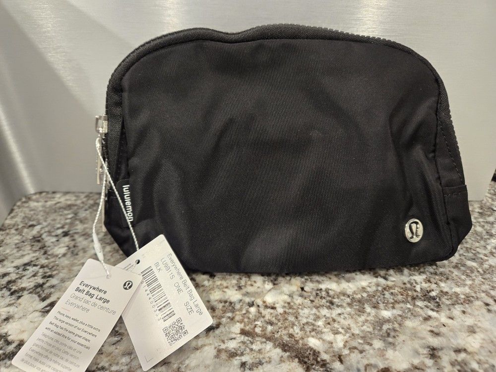 Lululemon Shoulder Bag