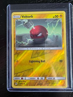 Pokémon Voltorb Holo Card 21/68