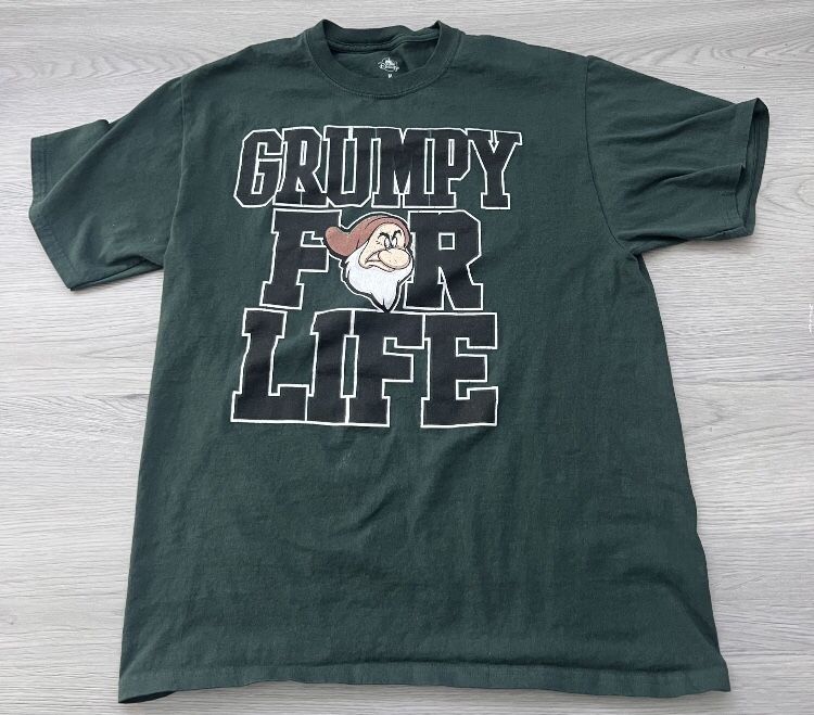 Disney Unisex T Shirt Green Grumpy For Life Graphic Medium Short Sleeve T-shirt