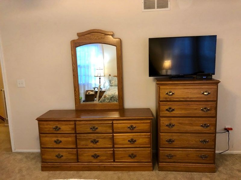 Bedroom set