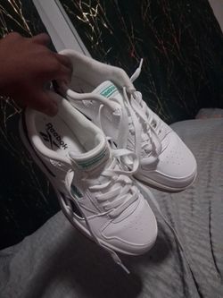 Reebox shoes size 7 USA