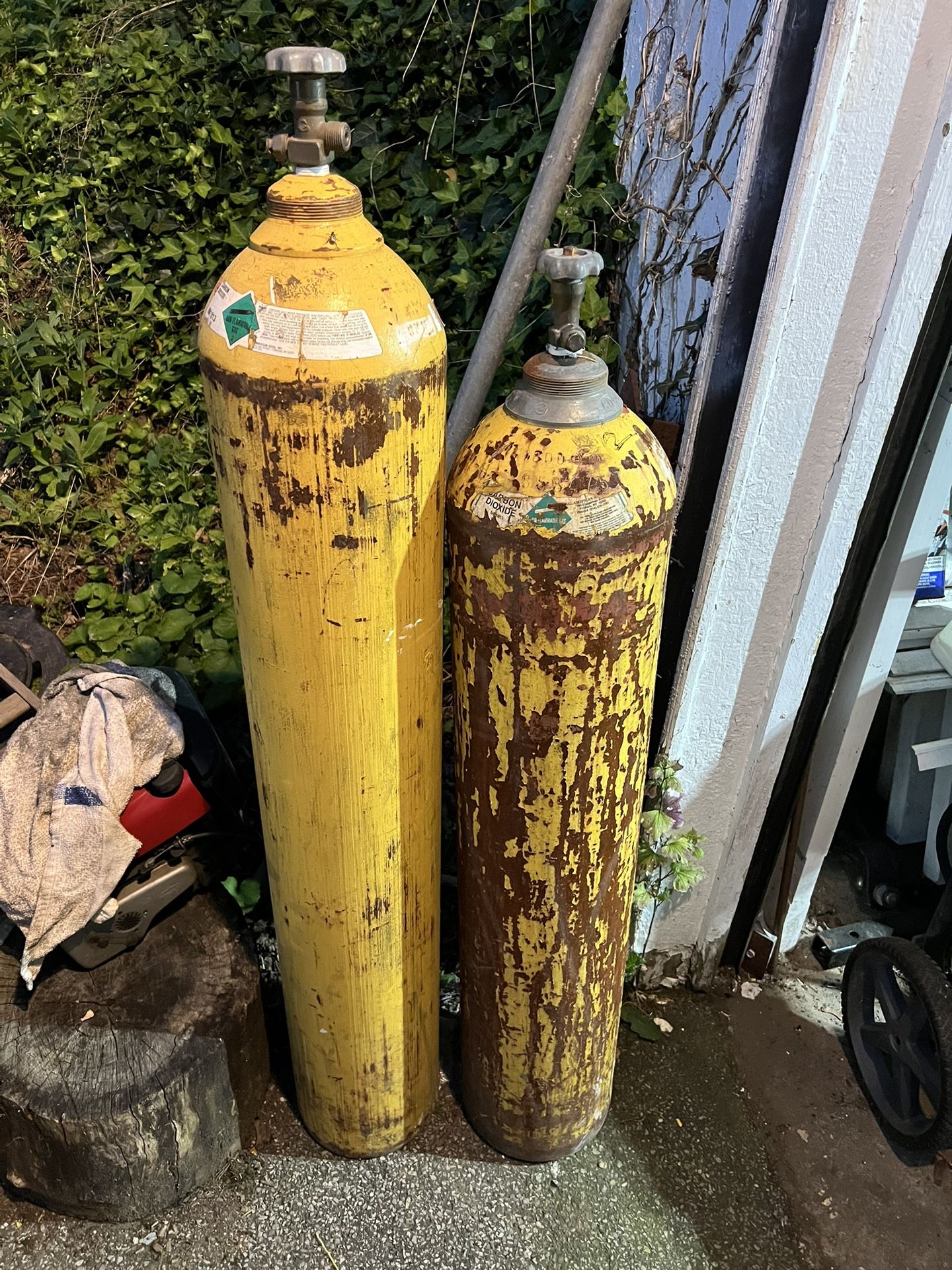 C02 Tanks